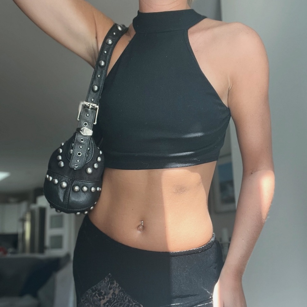 Vintage | Black Ribbed Mock Neck Crop Top - Picture 5 of 6